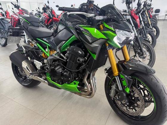 KAWASAKI Z900 R EDITION 
