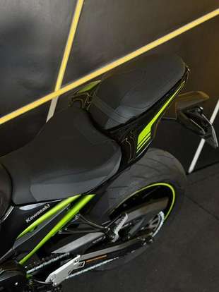KAWASAKI-Z900-2020