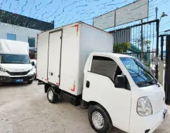 KIA BONGO 2.5 K-2500 4X2 CS TURBO DIESEL 2P MANUAL KIA BONGO 2.5 K-2500 4X2 CS TURBO DIESEL 2P MANUAL