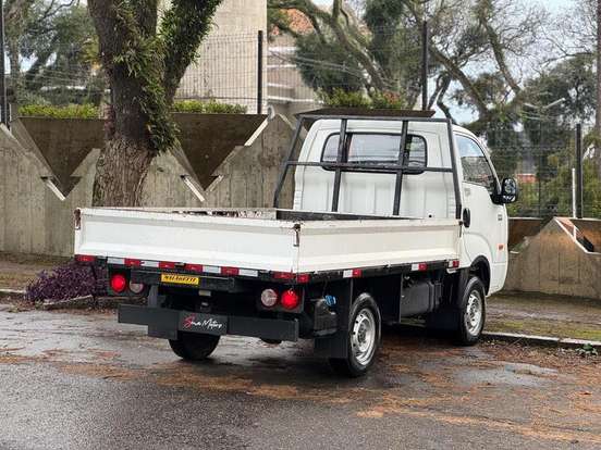 KIA-BONGO-2.5 TD DIESEL STD CS 4x4 MANUAL KIA-BONGO-2023