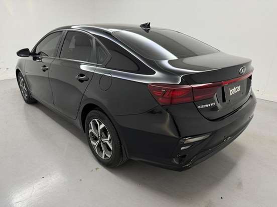 KIA-CERATO-2021