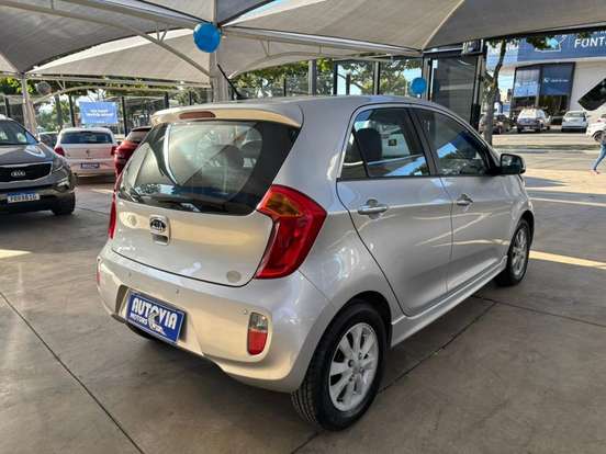 KIA-PICANTO-2011