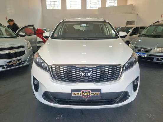 KIA-SORENTO-2.4 16V GASOLINA EX 7L AUTOMÁTICO KIA-SORENTO-2017