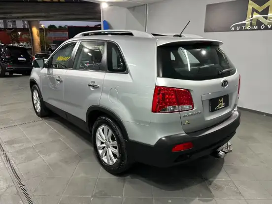 KIA-SORENTO-3.5 V6 GASOLINA EX 7L AUTOMATICO KIA-SORENTO-2013
