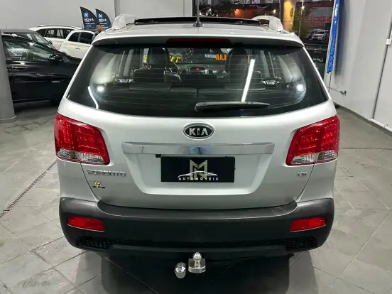 KIA-SORENTO-3.5 V6 GASOLINA EX 7L AUTOMATICO KIA-SORENTO-2013