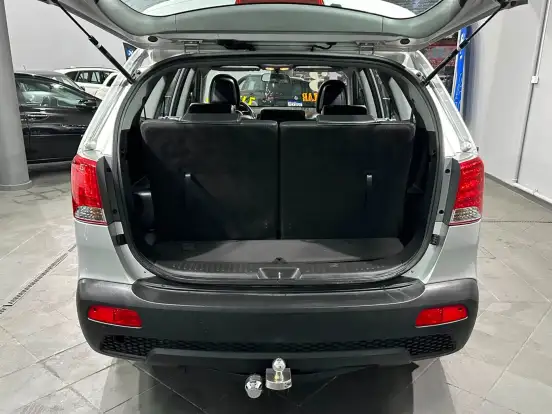 KIA-SORENTO-3.5 V6 GASOLINA EX 7L AUTOMATICO KIA-SORENTO-2013