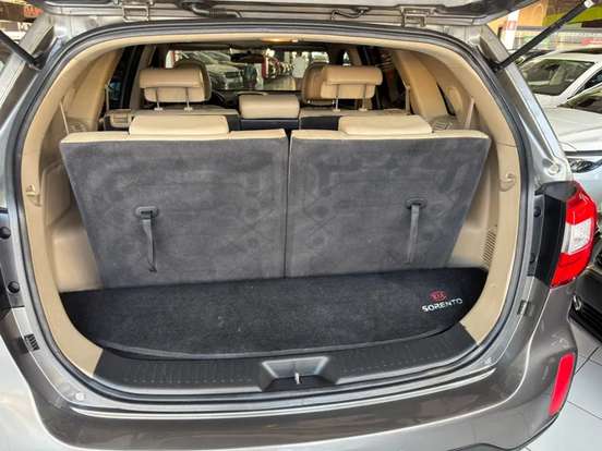 KIA-SORENTO-2012