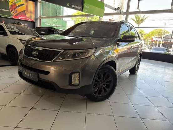 KIA-SORENTO-3.5 V6 GASOLINA EX 7L 4WD AUTOMÁTICO KIA-SORENTO-2012