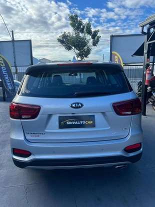 KIA-SORENTO-2018