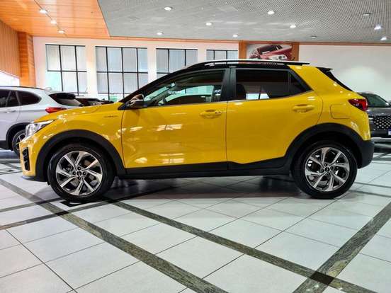 KIA-STONIC-2021