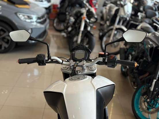KTM-200 DUKE-2017