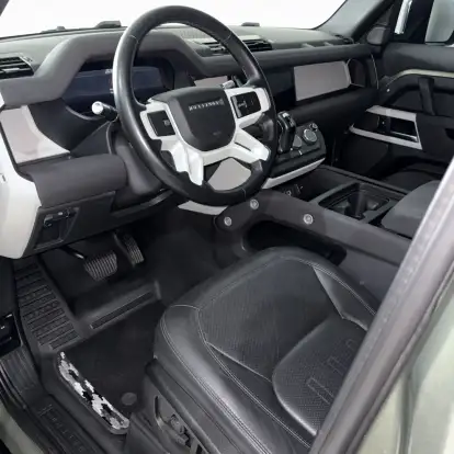 LAND ROVER-DEFENDER-2021