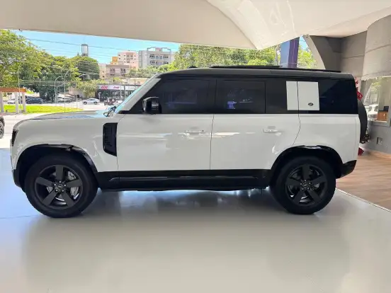 LAND ROVER-DEFENDER-2022