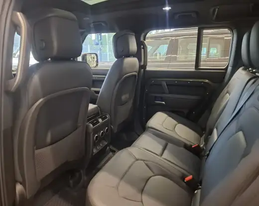 LAND ROVER-DEFENDER-2026