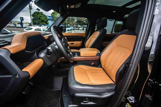 LAND ROVER-DEFENDER-2024