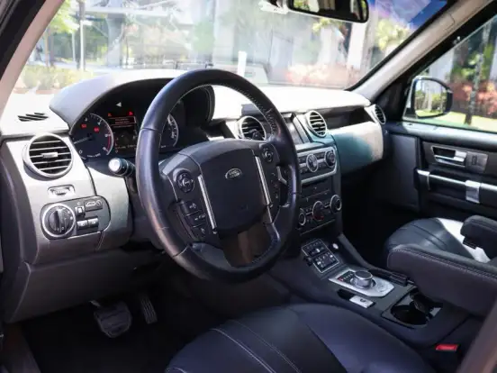 LAND ROVER-DISCOVERY 4-3.0 SE 4X4 V6 24V BI-TURBO DIESEL 4P AUTOMÁTICO LAND ROVER-DISCOVERY 4-2015