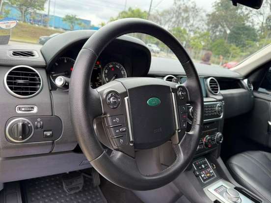 LAND ROVER-DISCOVERY 4-3.0 S 4X4 V6 24V BI-TURBO DIESEL 4P AUTOMÁTICO LAND ROVER-DISCOVERY 4-2013