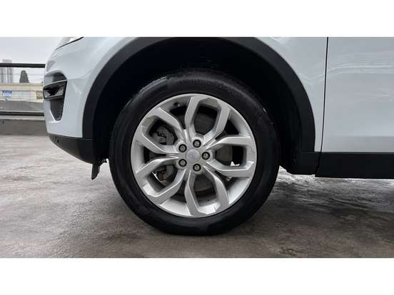 LAND ROVER-DISCOVERY SPORT-2018