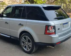 LAND ROVER RANGE ROVER SPORT 5.0 HSE SUPERCHARGED 4X4 V8 32V GASOLINA 4P AUTOMÁTICO LAND ROVER RANGE ROVER SPORT 5.0 HSE SUPERCHARGED 4X4 V8 32V GASOLINA 4P AUTOMÁTICO