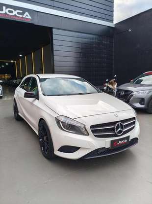 MERCEDES-BENZ-A 200-1.6 TURBO 16V FLEX 4P AUTOMÁTICO MERCEDES-BENZ-A 200-2014
