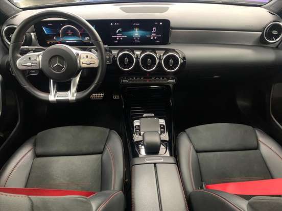 MERCEDES-BENZ-A 35 AMG-2019