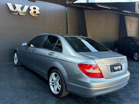 MERCEDES-BENZ-C 180-1.8 CGI CLASSIC 16V GASOLINA 4P AUTOMÁTICO MERCEDES-BENZ-C 180-2012
