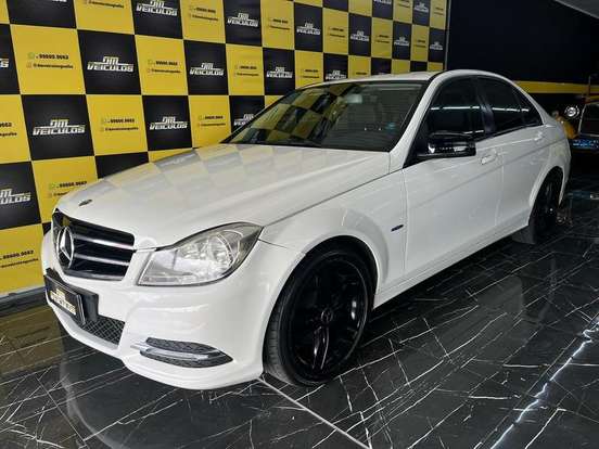 MERCEDES-BENZ-C 180-1.8 CGI CLASSIC 16V GASOLINA 4P AUTOMÁTICO MERCEDES-BENZ-C 180-2012