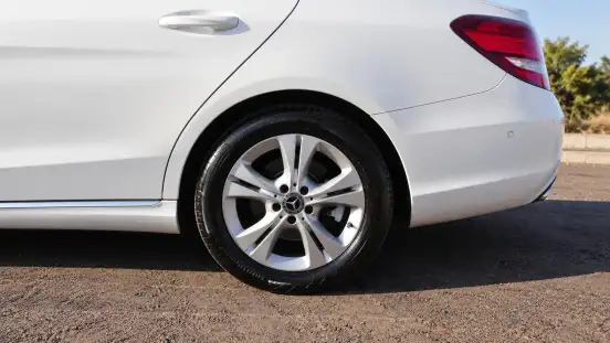 MERCEDES-BENZ-C 250-2.0 CGI GASOLINA AVANTGARDE 9G-TRONIC MERCEDES-BENZ-C 250-2017