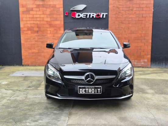 MERCEDES-BENZ-CLA 180-2018