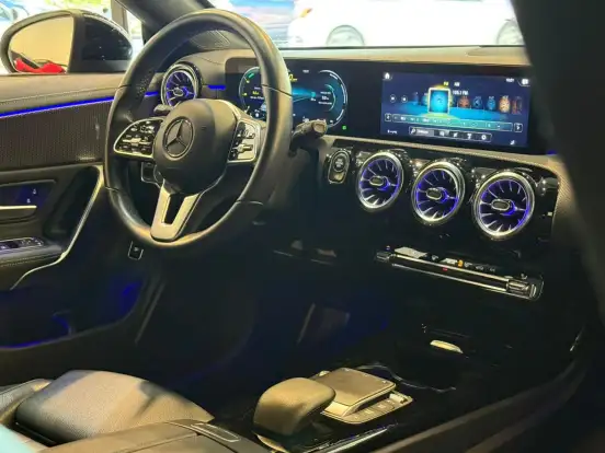 MERCEDES-BENZ-CLA 250-2022