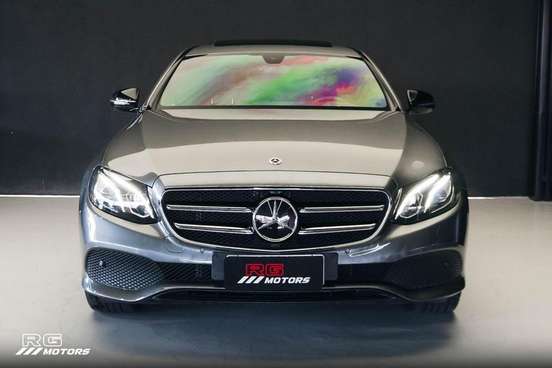 MERCEDES-BENZ-E 300-2019
