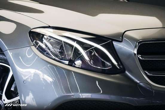 MERCEDES-BENZ-E 300-2019