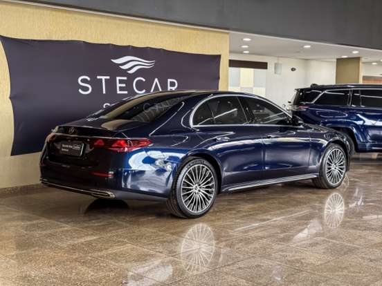 MERCEDES-BENZ-E 300-2024