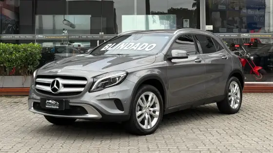 MERCEDES-BENZ GLA 200 1.6 CGI ADVANCE 16V TURBO FLEX 4P AUTOMÁTICO