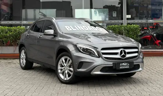 MERCEDES-BENZ GLA 200 1.6 CGI ADVANCE 16V TURBO FLEX 4P AUTOMÁTICO