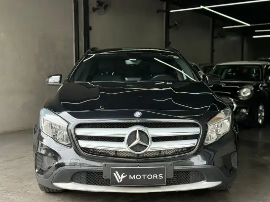MERCEDES-BENZ-GLA 200-1.6 CGI STYLE 16V TURBO FLEX 4P AUTOMÁTICO MERCEDES-BENZ-GLA 200-2014