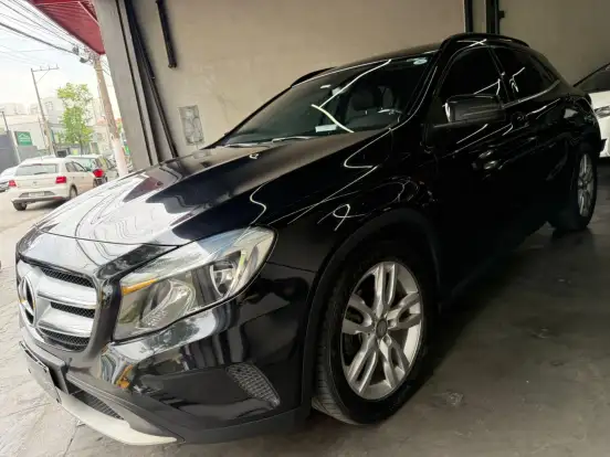 MERCEDES-BENZ-GLA 200-1.6 CGI STYLE 16V TURBO FLEX 4P AUTOMÁTICO MERCEDES-BENZ-GLA 200-2014