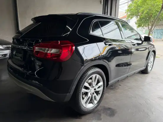 MERCEDES-BENZ-GLA 200-1.6 CGI STYLE 16V TURBO FLEX 4P AUTOMÁTICO MERCEDES-BENZ-GLA 200-2014