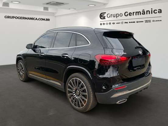 MERCEDES-BENZ-GLA 200-1.3 MHEV AMG LINE 7G-DCT MERCEDES-BENZ-GLA 200-2024