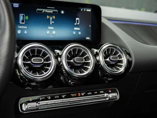 MERCEDES-BENZ-GLA 200-1.3 MHEV AMG LINE 7G-DCT MERCEDES-BENZ-GLA 200-2023