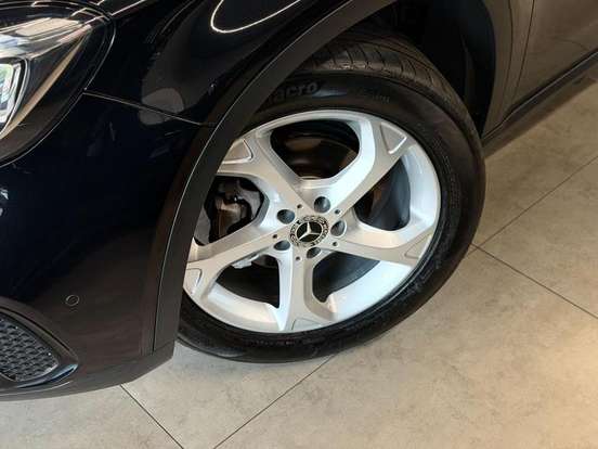 MERCEDES-BENZ-GLA 200-2018