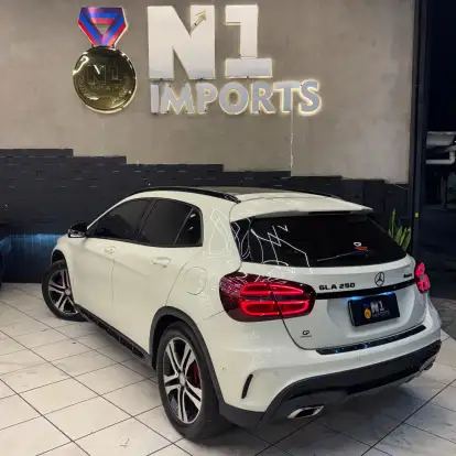 MERCEDES-BENZ-GLA 250-2016