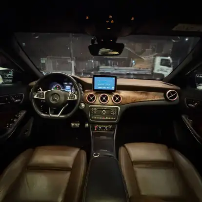 MERCEDES-BENZ-GLA 250-2016