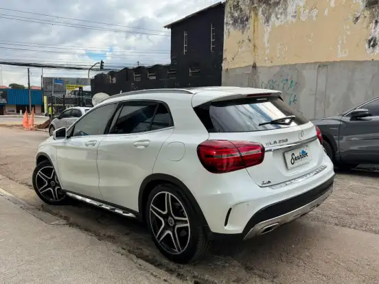 MERCEDES-BENZ-GLA 250-2.0 CGI GASOLINA SPORT 7G-DCT MERCEDES-BENZ-GLA 250-2019