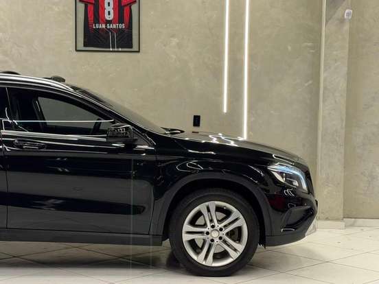 MERCEDES-BENZ-GLA 250-2.0 16V TURBO GASOLINA ENDURO 4P AUTOMÁTICO MERCEDES-BENZ-GLA 250-2016