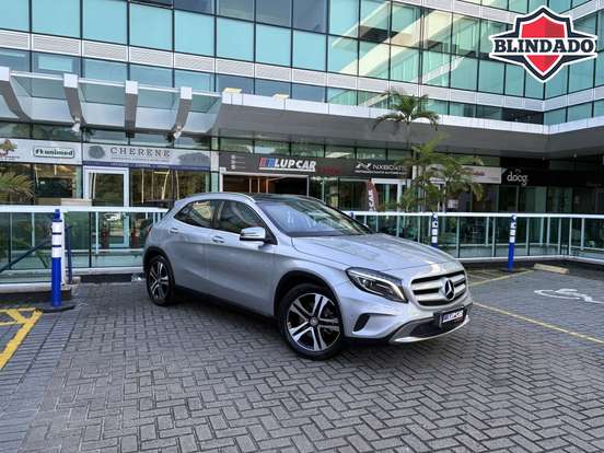 MERCEDES-BENZ-GLA 250-2.0 16V TURBO GASOLINA VISION 4P AUTOMÁTICO MERCEDES-BENZ-GLA 250-2015
