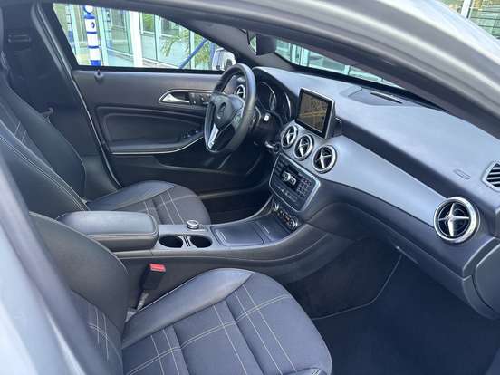 MERCEDES-BENZ-GLA 250-2015