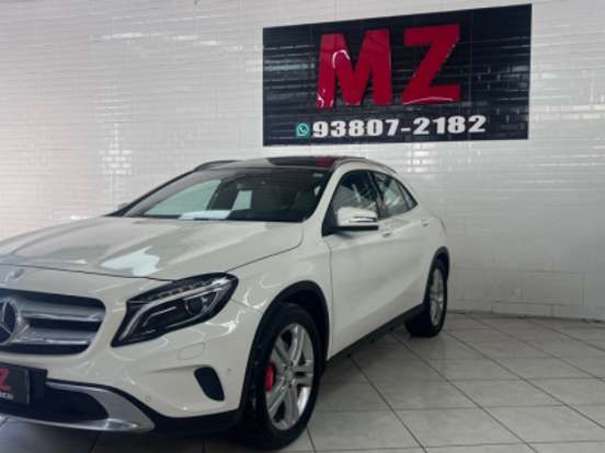 MERCEDES-BENZ-GLA 250-2.0 16V TURBO GASOLINA VISION 4P AUTOMÁTICO MERCEDES-BENZ-GLA 250-2015