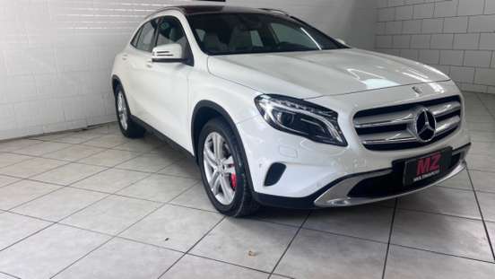 MERCEDES-BENZ-GLA 250-2015