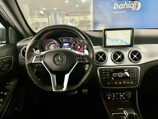 MERCEDES-BENZ-GLA 45 AMG-2.0 16V TURBO GASOLINA 4P AUTOMÁTICO MERCEDES-BENZ-GLA 45 AMG-2015